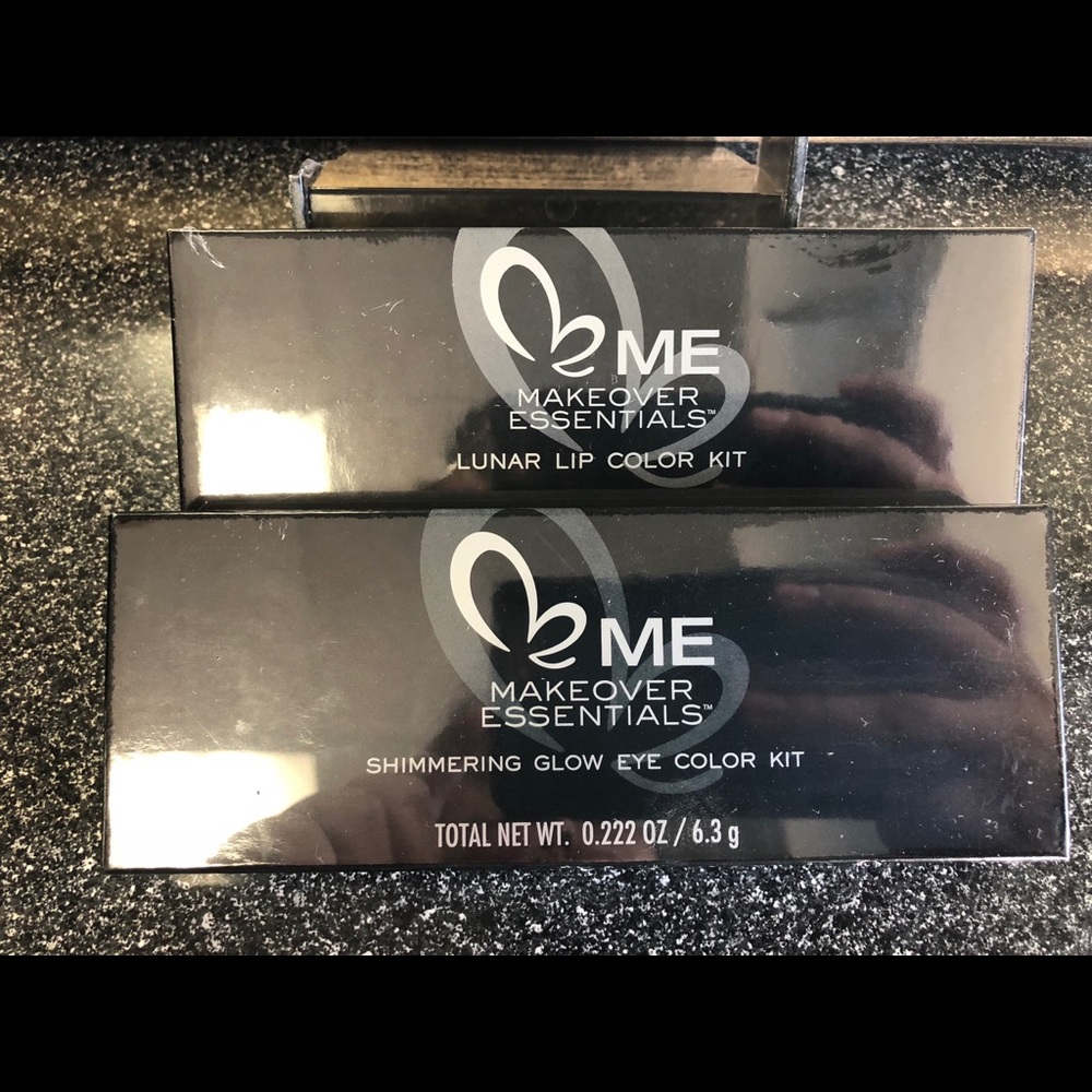 Makeup Essentials Make-Up Kit